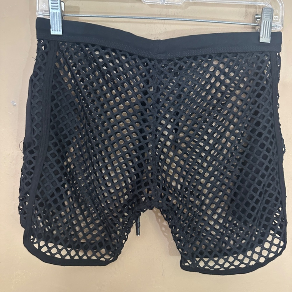 Ball Open Mesh Shorts 30-36" waist 6.5" inseam Gently worn Unlined open weave - Picture 4 of 4